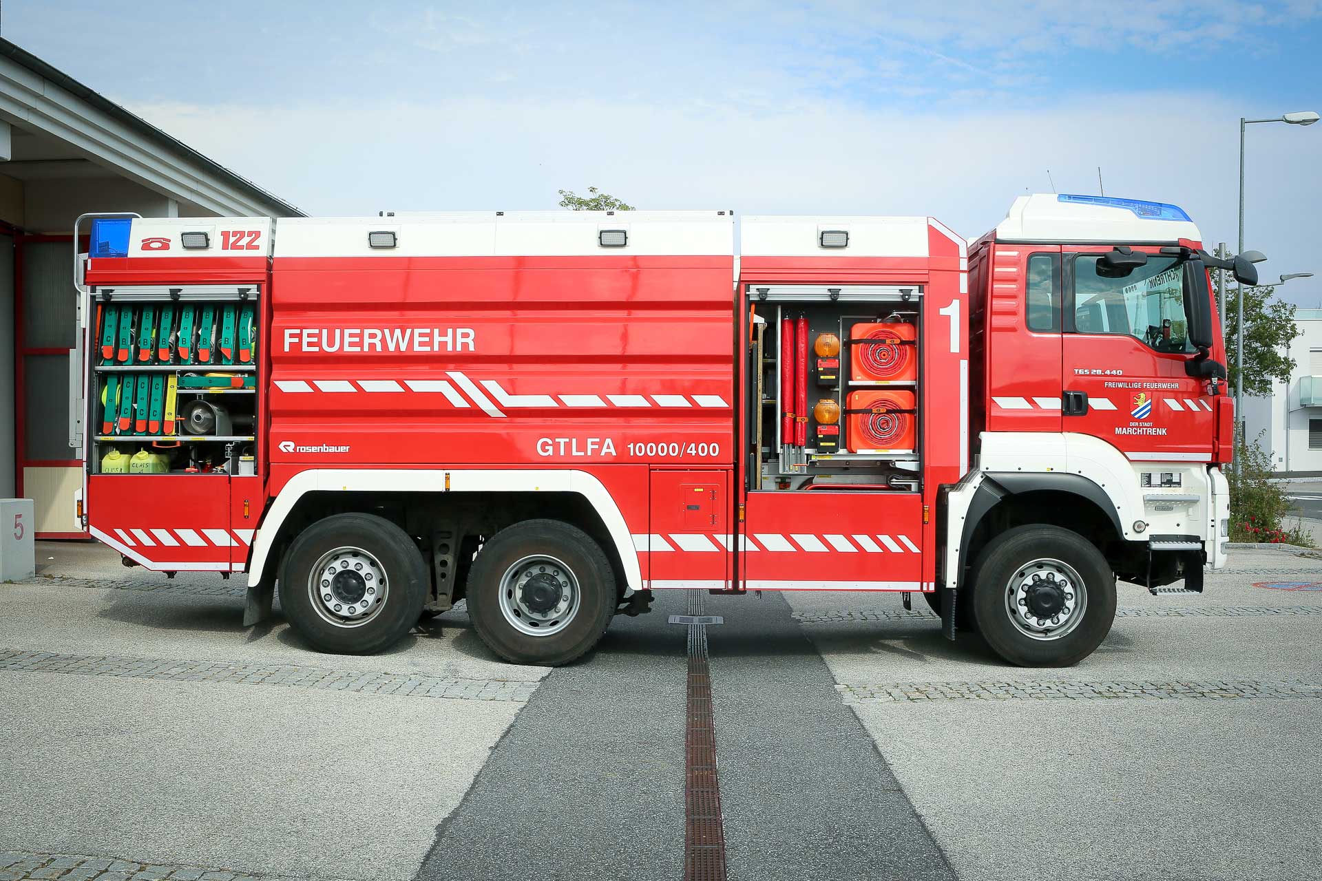 edit_DZ2A1326_b_medium