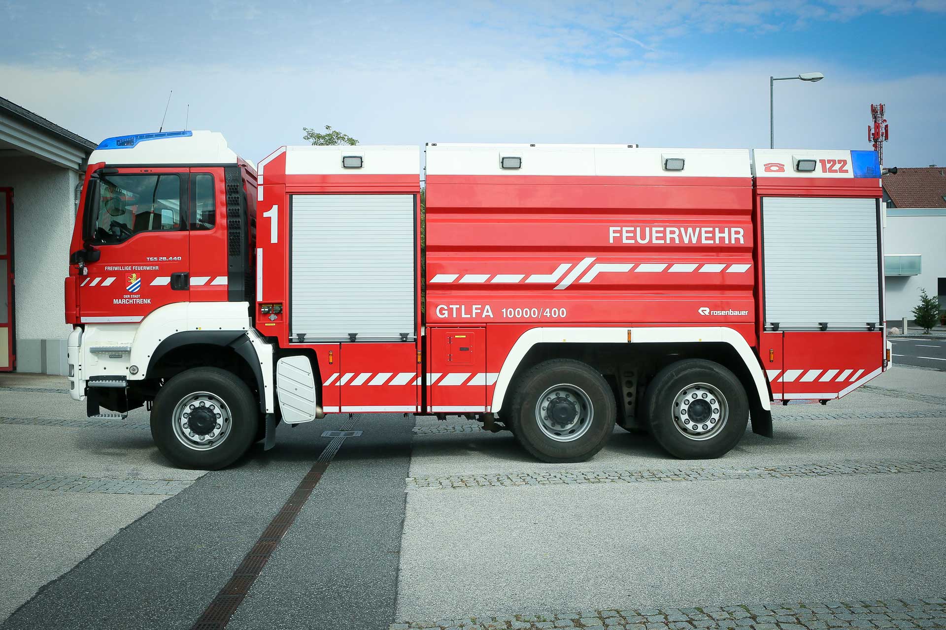 edit_DZ2A1329_b_medium