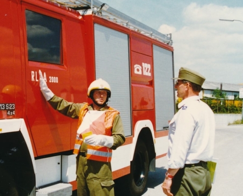 1996 16-min